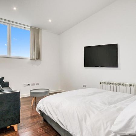 Апартаменти Stylish Studio By Heathrow Airport Лондон Екстер'єр фото